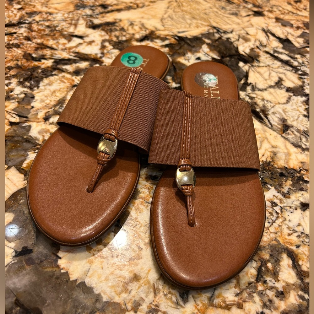 Women’s sandals